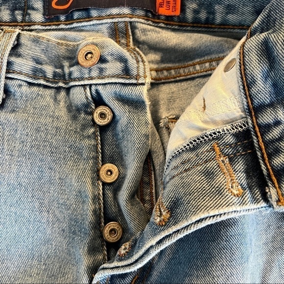 Vintage Relaxed Low Rise Straight Leg Jeans - Picture 4 of 9